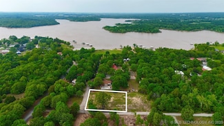 4 E 1167 Rd, Eufaula, OK 74432