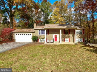 8758 Paper Birch Ct, Waldorf, MD 20603
