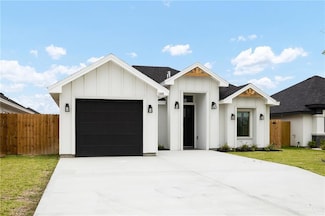 1305 E Franklin Ave, Alton, TX 78573