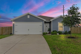 5502 Sapphire Lagoon Rd, Mont Belvieu, TX 77523
