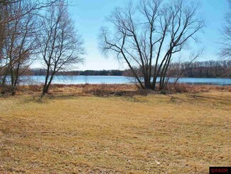 60254 Jessica Dr, Madison Lake, MN 56063