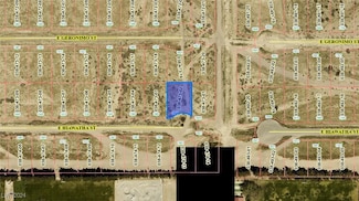 1600 Hiawatha St, Pahrump, NV 89048