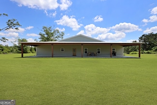 2460 Thornton Rd, Patterson, GA 31557