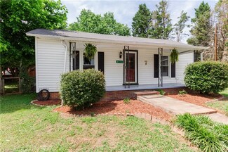 2516 Bridgeview Rd, Elon, NC 27244