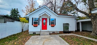 610 Hampton St, Elloree, SC 29047