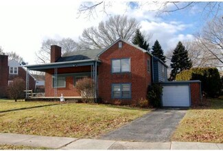 706 Byram St, Reading, PA 19606
