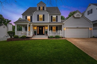 1307 Red Oak Plantation Dr, Ballwin, MO 63021