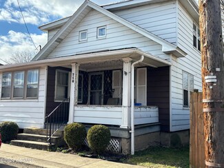 716718 Cherry St, Bloomsburg, PA 17815