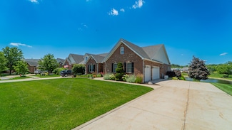 917 Aaron Ct, Crown Point, IN 46307