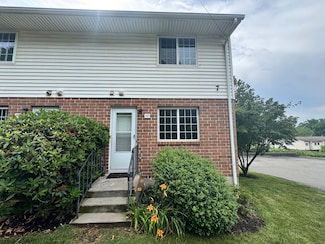 519 Scott Rd Unit 49, Waterbury, CT 06705