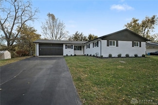 2529 Marinette Dr, Springfield, OH 45503