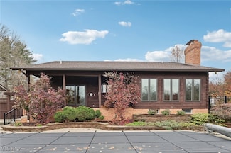 14202 Beaver Springfield Rd, New Springfield, OH 44443