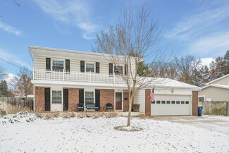 808 Newgate Rd, Kalamazoo, MI 49006