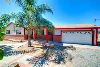 1350 W Fruitvale Ave, Hemet, CA 92543