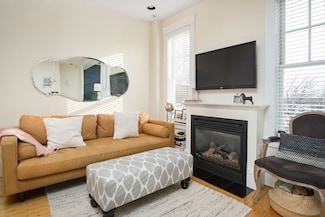 51 Elm St Unit 3, Charlestown, MA 02129