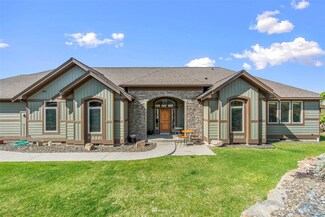 75 W Mountain Brook Ln, Wenatchee, WA 98801