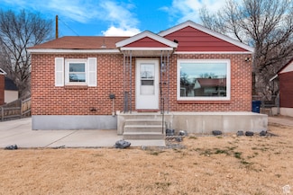 5857 S 2625 W, Roy, UT 84067