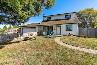 1002 Lewis Ave, Arcata, CA 95521