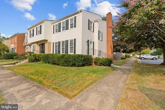 9932 Longford Ct, Vienna, VA 22181