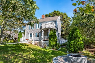 315 Pleasant St, South Chatham, MA 02659