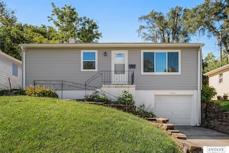 7524 N 34th St, Omaha, NE 68112