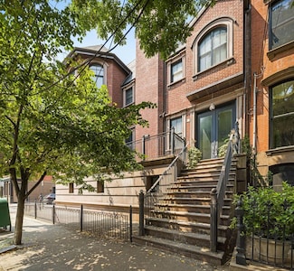 1000 Garden St, Hoboken, NJ 07030