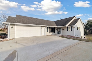 4950 Monarch Dr, Milton, WI 53563