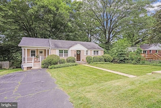 2722 Woodley Place, Falls Church, VA 22046