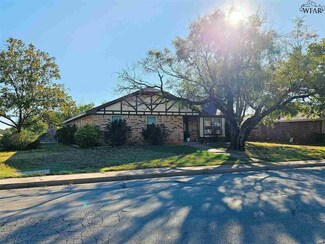 5515 Briargrove Dr, Wichita Falls, TX 76310