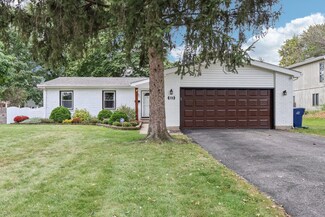 4508 Blackhawk Ln, Lisle, IL 60532