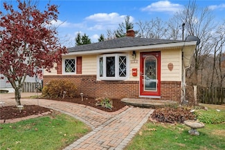 444 Violet Dr, New Kensington, PA 15068