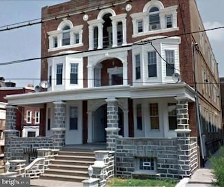 1311 S 52nd St Unit 3, Philadelphia, PA 19143