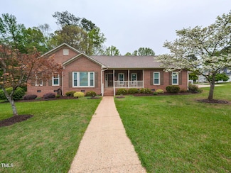422 Old Scarborough Ln, Garner, NC 27529