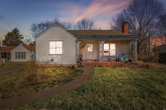 521 Maple St, Farmington, MO 63640