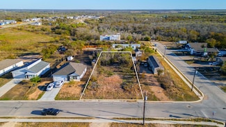 105 Agave Azul Cove, Dale, TX 78616