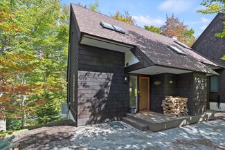 42 Hilltop Rd, Winhall, VT 05340