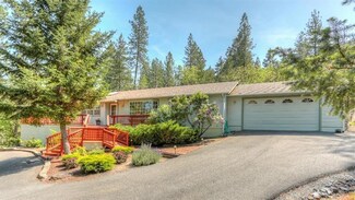 400 Stonebrook Way, Merlin, OR 97532