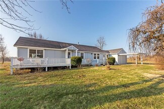 3035 W 231st St, Bucyrus, KS 66013