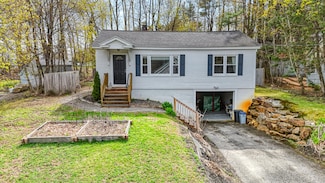 19 Brann Ave, Augusta, ME 04330