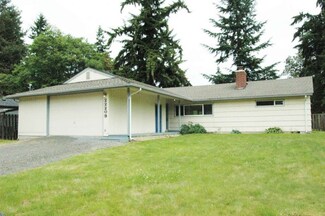 22209 53rd Ave W, Mountlake Terrace, WA 98043