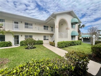 153 Gabriel Cir Unit 2, Naples, FL 34104
