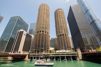 300 N State St Unit 4609, Chicago, IL 60654