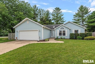 3200 Blueberry Ln, Springfield, IL 62711