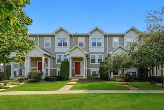 284 Holiday Ln Unit 334, Hainesville, IL 60073