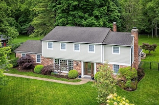 104 Red Bird Ln, Terrace Park, OH 45174