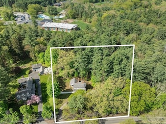 37 School St, Weston, MA 02493