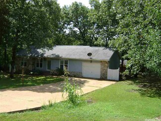 107 E Church St, Horseshoe Bend, AR 72512