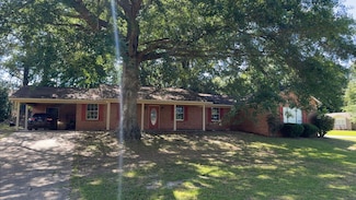 204 Valentine Ave, Quitman, MS 39355