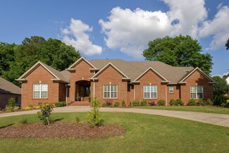 102 Harrington Ct, Florence, AL 35630