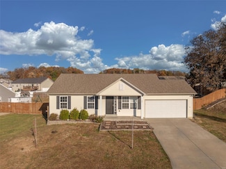 143 Creekside Dr, Winfield, MO 63389